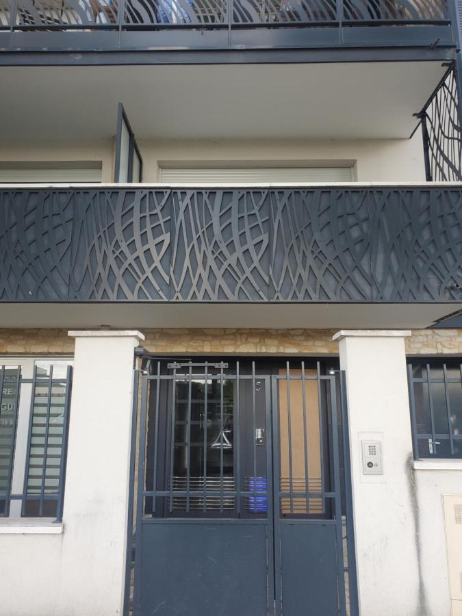 Joli Appartement Proche Du Centre-Reseau Orange Pour Capter แซ็ง-ฟาร์โก-ปงติแยร์รี ภายนอก รูปภาพ